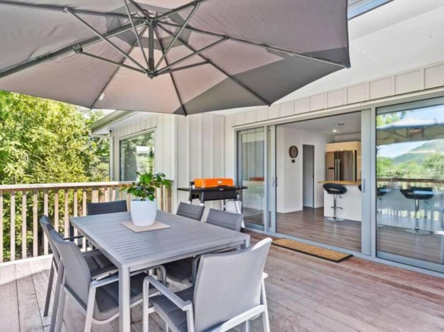 Fantail Haven Villa Kinloch Luaran gambar
